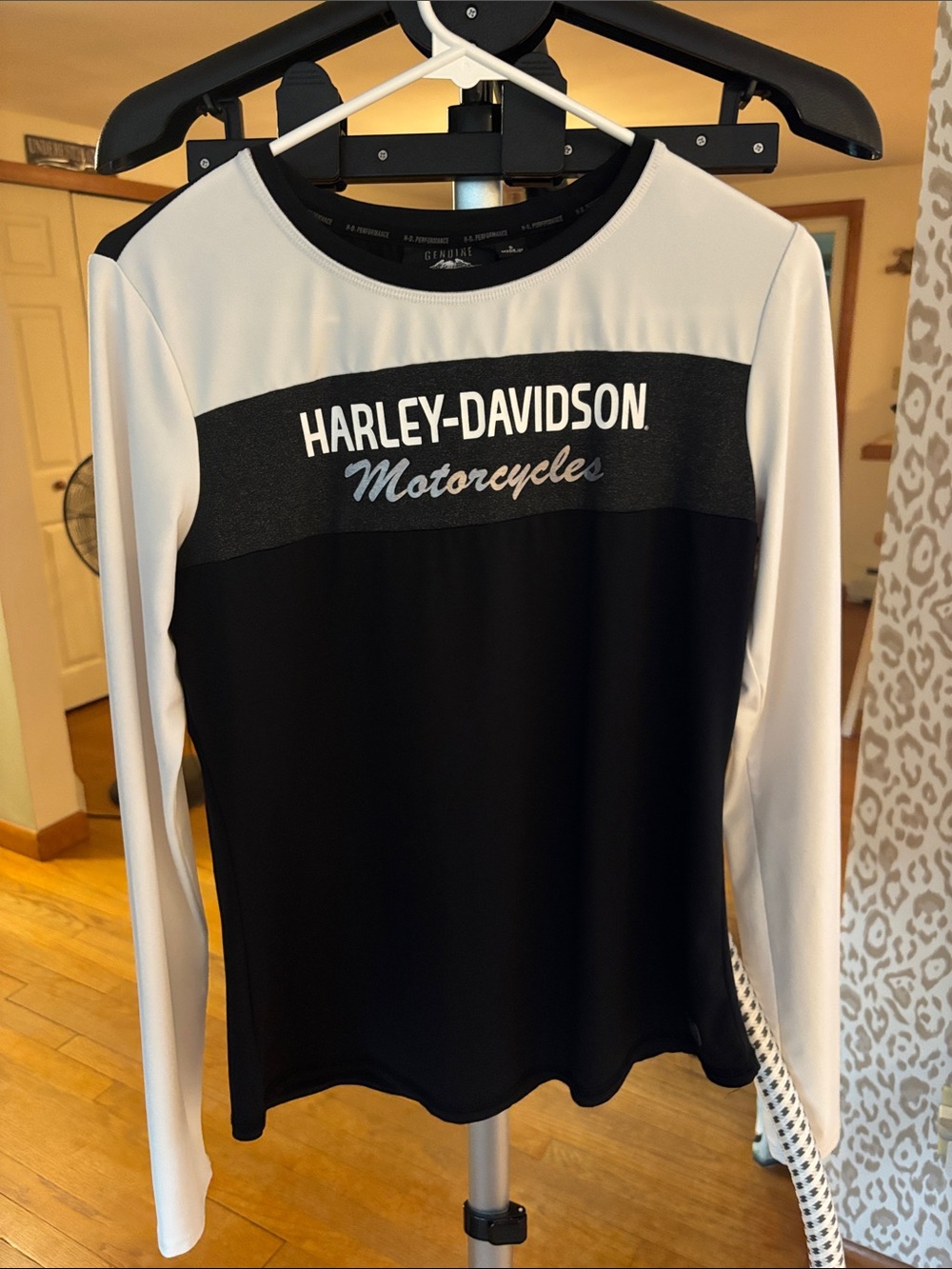 Harley-Davidson Black and White Long Sleeve Tee